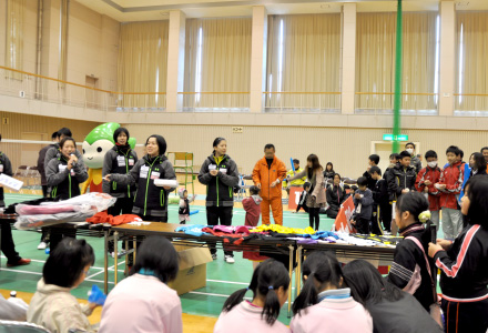 防府市体育協会主催バドミントン教室写真